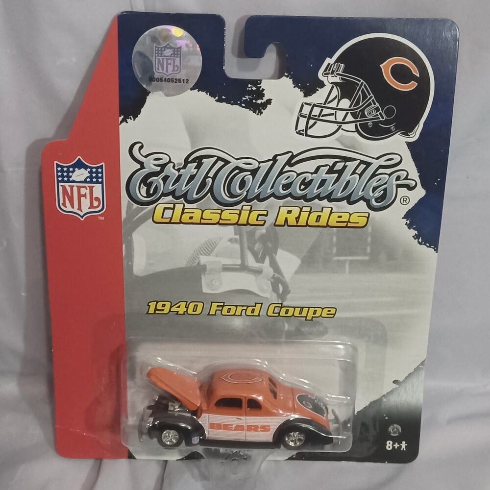 NFL Chicago Bears ERTL Collectibles Classic Rides 1940 Ford Coupe (SEALED)